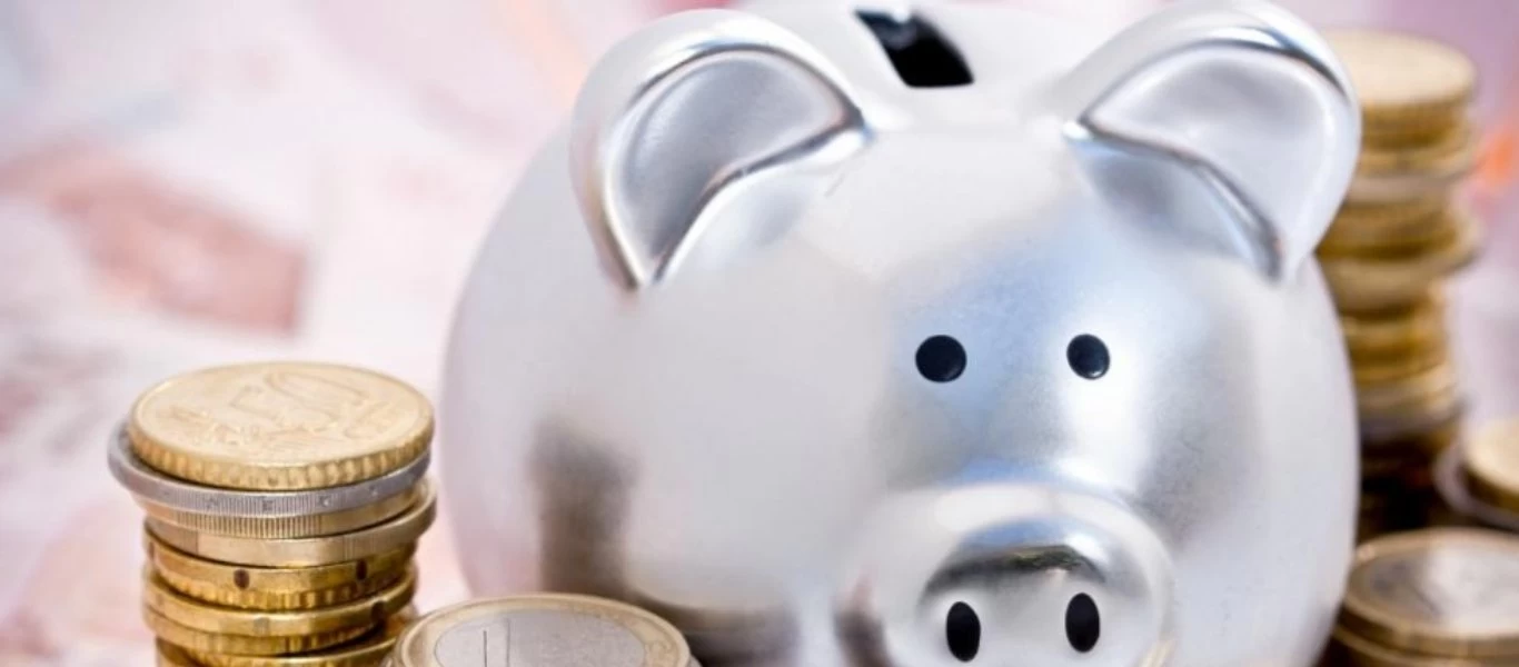 Τα εύκολα βήματα για να μαζέψεις 1.000 ευρώ σε επτά μήνες χωρίς κόπο